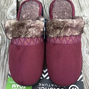 Isotoner Burgundy Microsuede Open Back Slippers! NEW!
